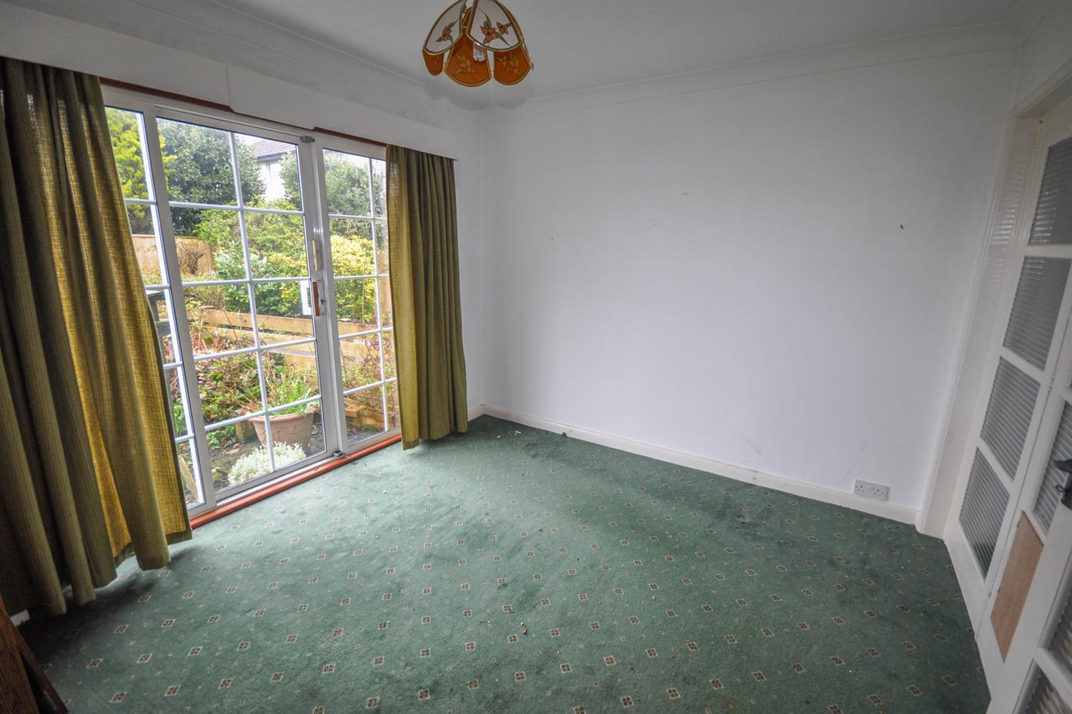 3 bed semi-detached house for sale in Hardwick Place, Gosforth  - Property Image 4