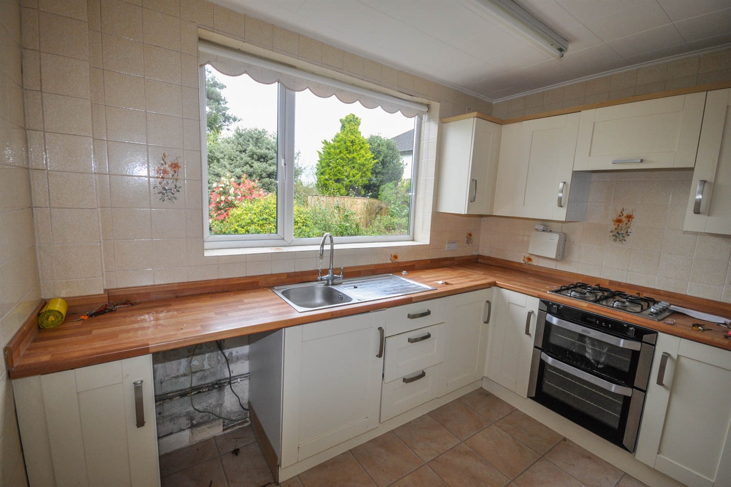 3 bed semi-detached house for sale in Hardwick Place, Gosforth  - Property Image 7