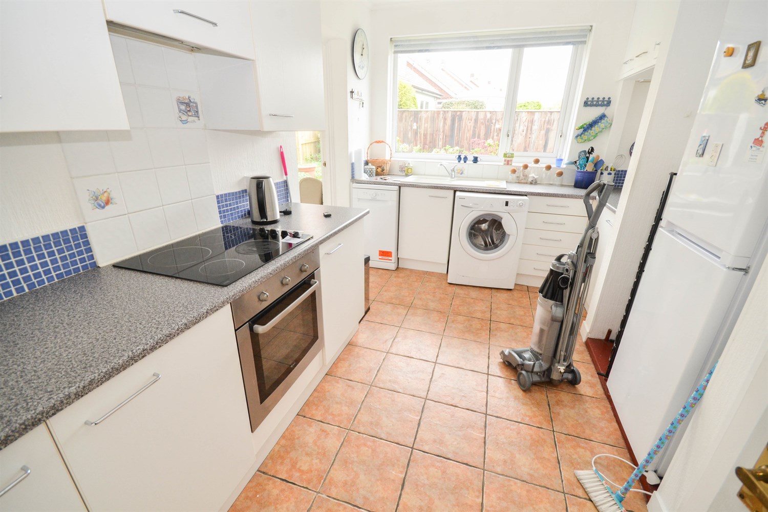 2 bed semi-detached bungalow for sale in Meadowside, Sunderland  - Property Image 4
