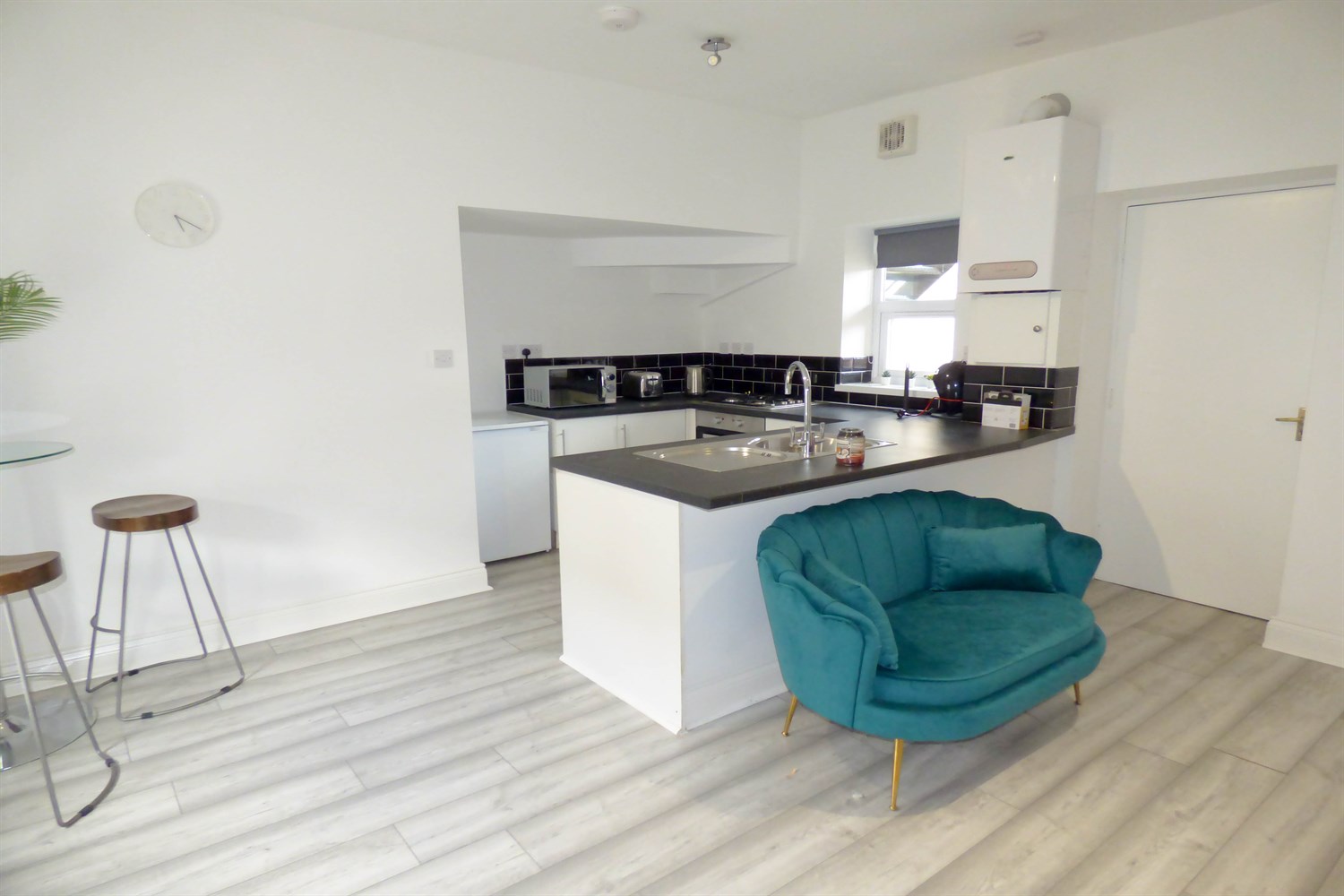 1 bed flat for sale in Whitehall Road, Gateshead  - Property Image 2