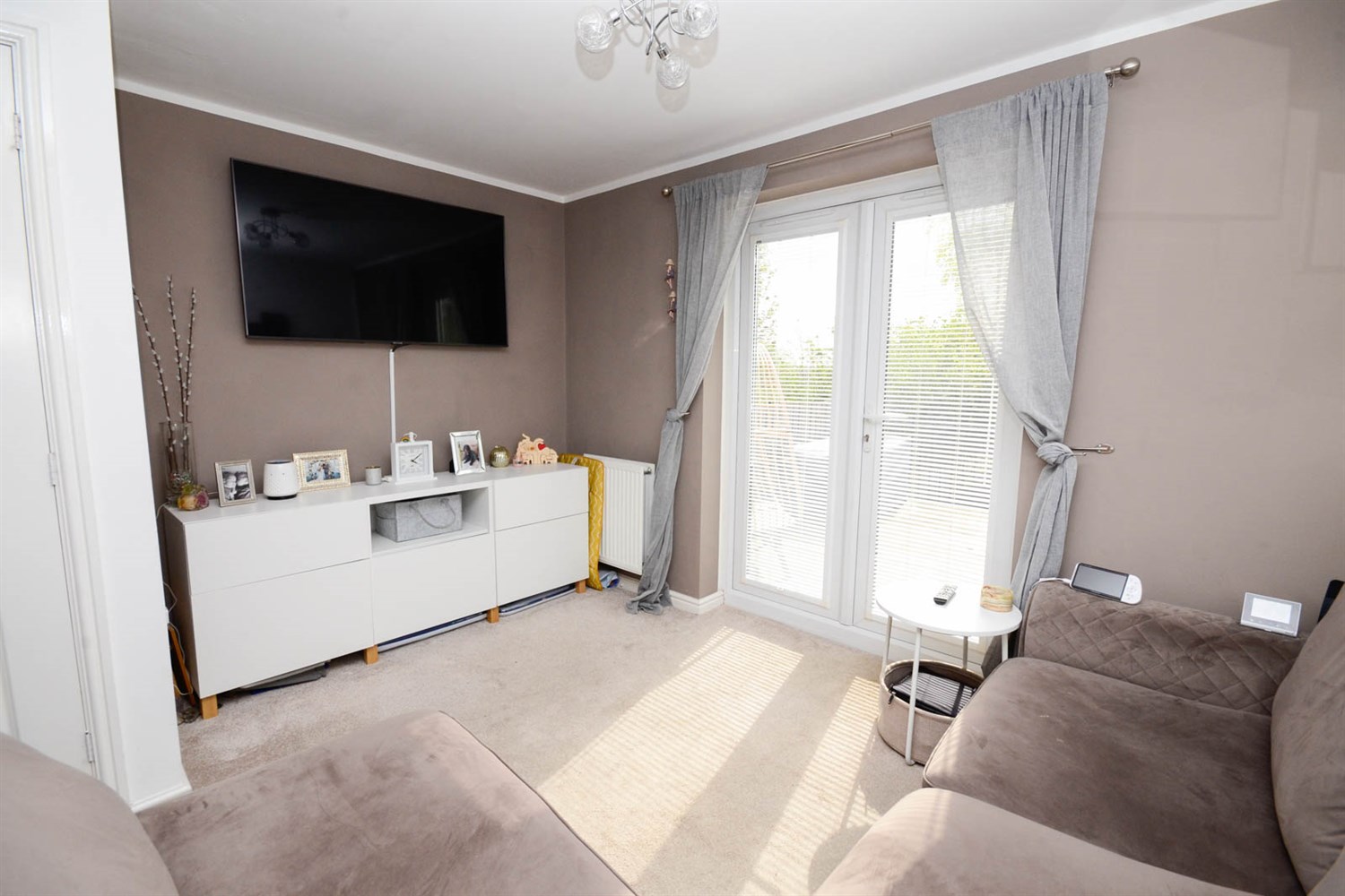 3 bed semi-detached house for sale in Cullen Drive, Birtley  - Property Image 3
