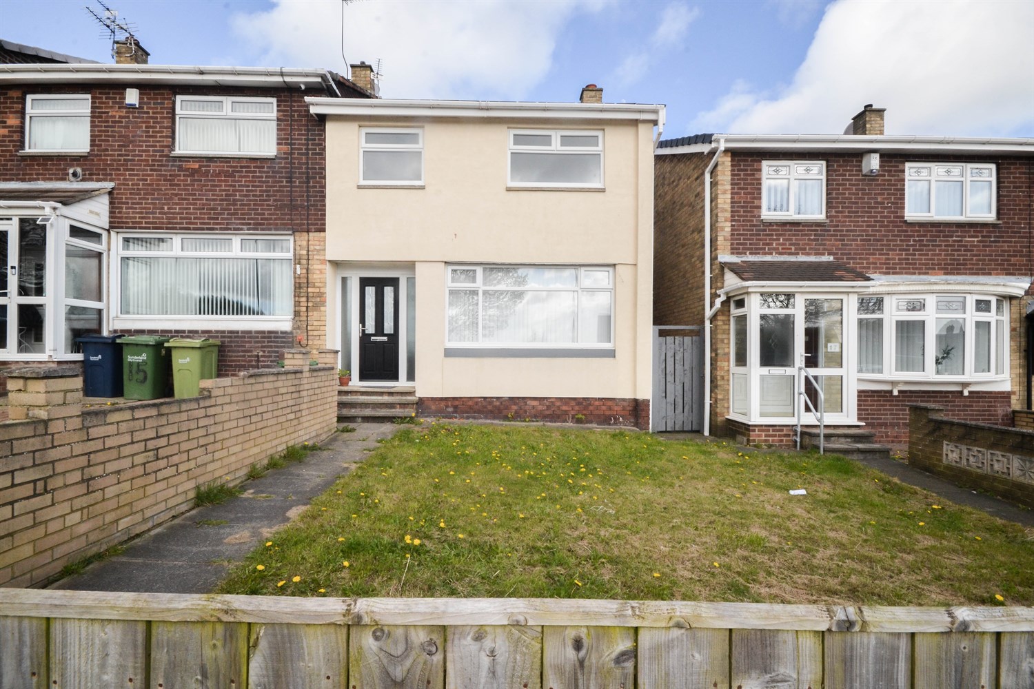 3 bed semi-detached house for sale in Kentucky Road, Sunderland - Property Image 1
