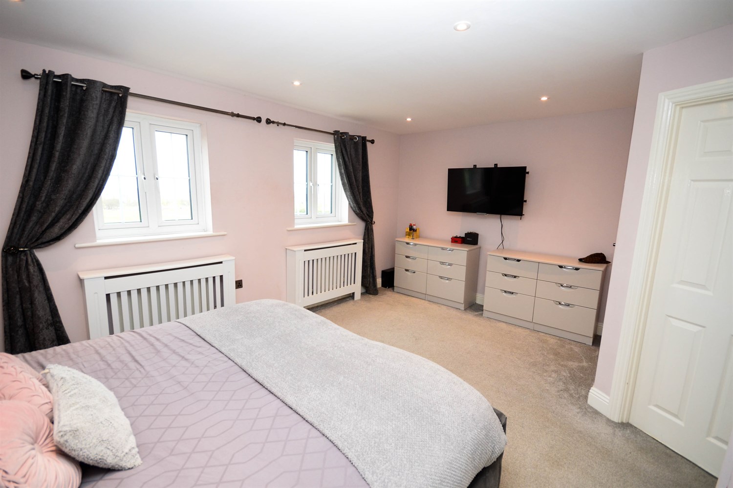 4 bed end of terraced town house for sale in Albion Street, Windy Nook  - Property Image 10