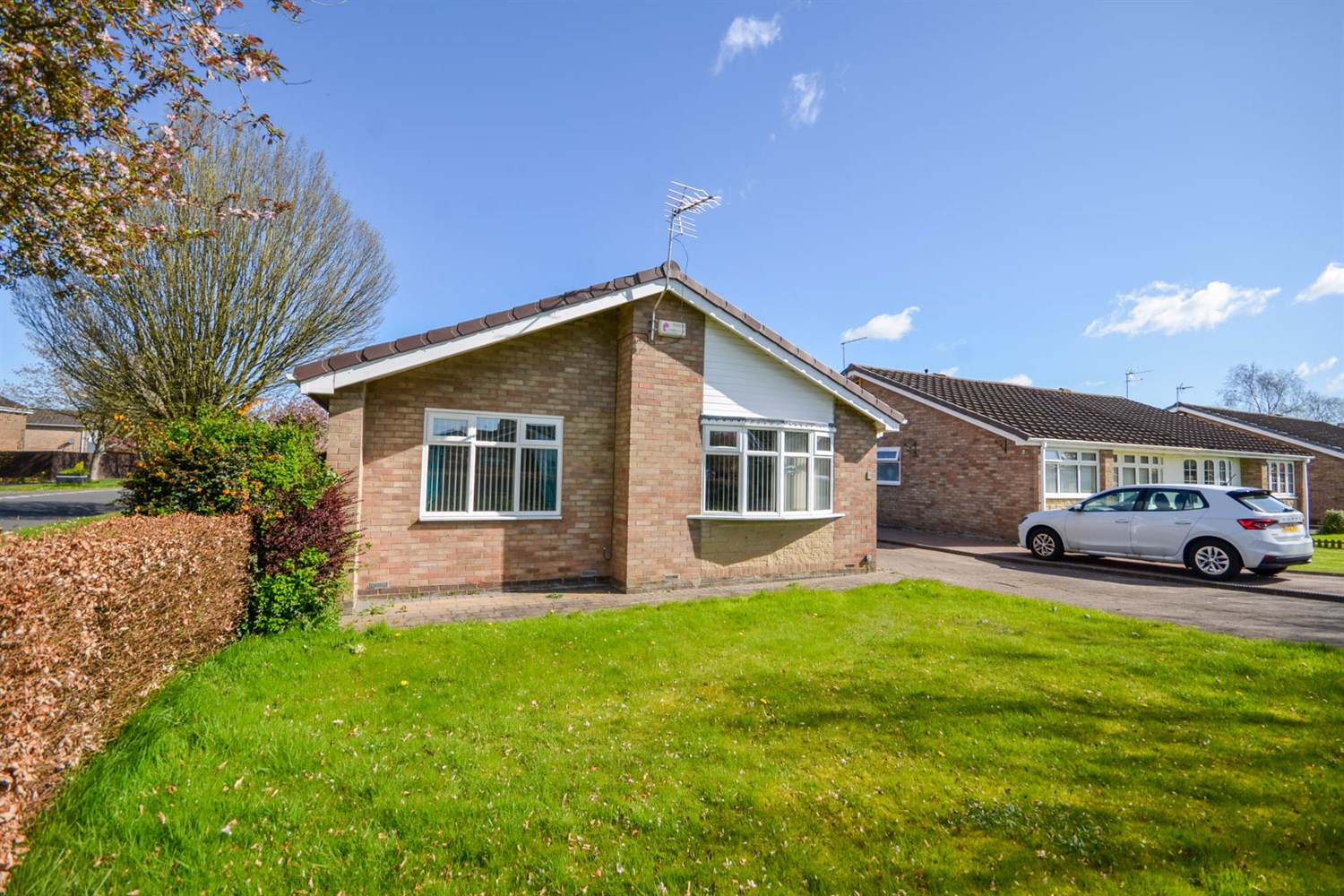 3 bed detached bungalow for sale in Castle Way, Dinnington  - Property Image 1