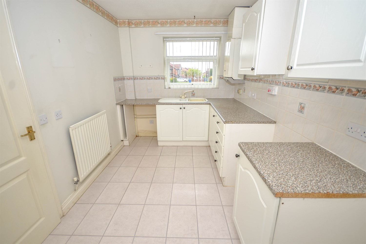 2 bed semi-detached bungalow for sale in Beaconside, South Shields  - Property Image 2