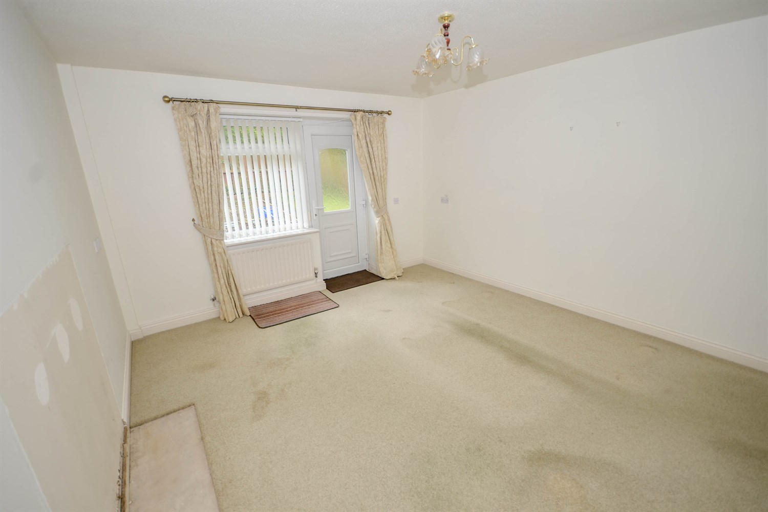 2 bed semi-detached bungalow for sale in Beaconside, South Shields  - Property Image 7