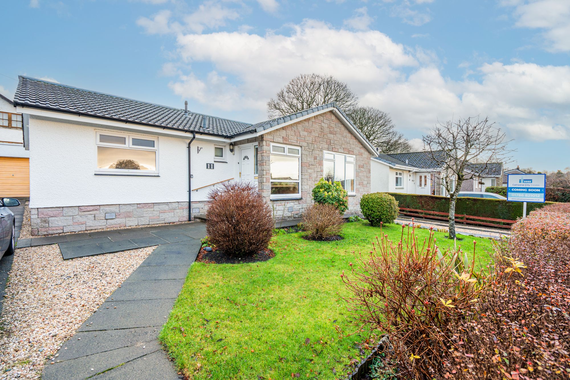 3 bed detached bungalow for sale in Livingstone Avenue, Callander, FK17 - Property Image 1