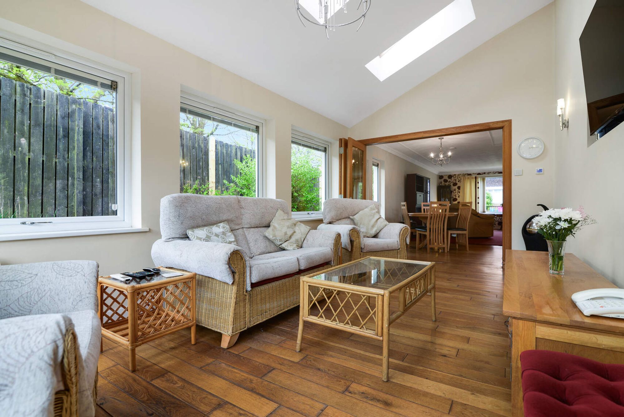 2 bed detached bungalow for sale in Buchan Drive, Dunblane  - Property Image 2