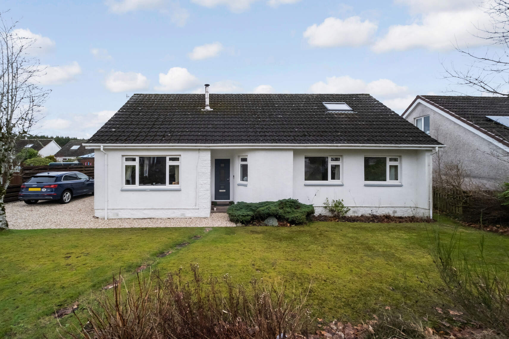 4 bed villa for sale in Greenhaugh Court, Dunblane  - Property Image 1