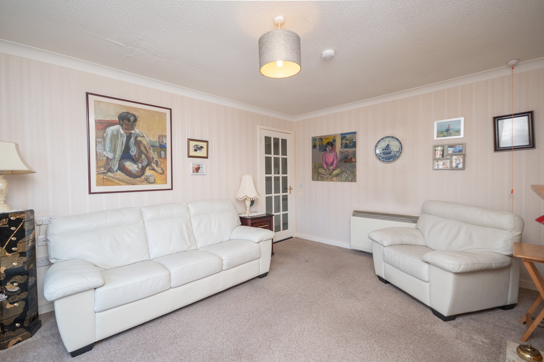 2 bed bungalow for sale in Holmehill Court, Dunblane  - Property Image 9