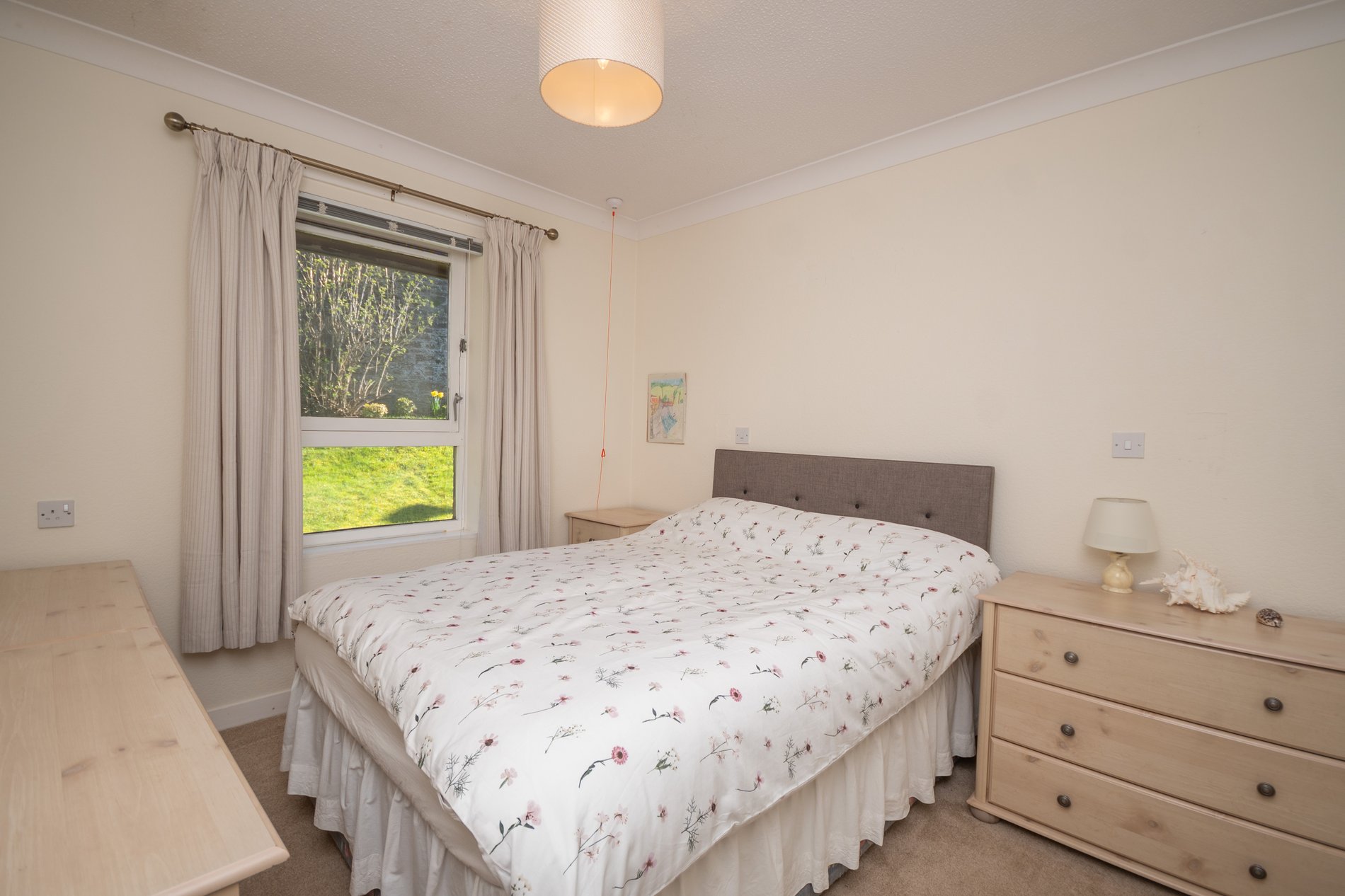 2 bed bungalow for sale in Holmehill Court, Dunblane  - Property Image 12