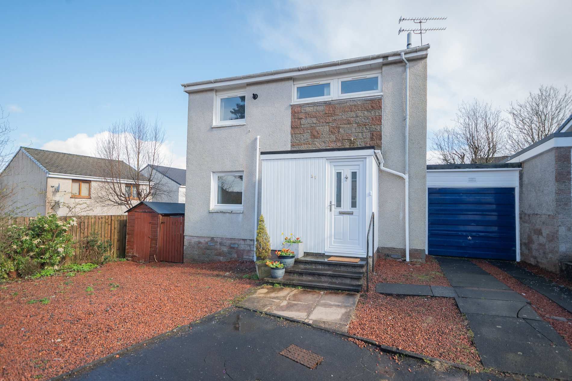 3 bed link detached house for sale in Braemar Avenue, Dunblane  - Property Image 1