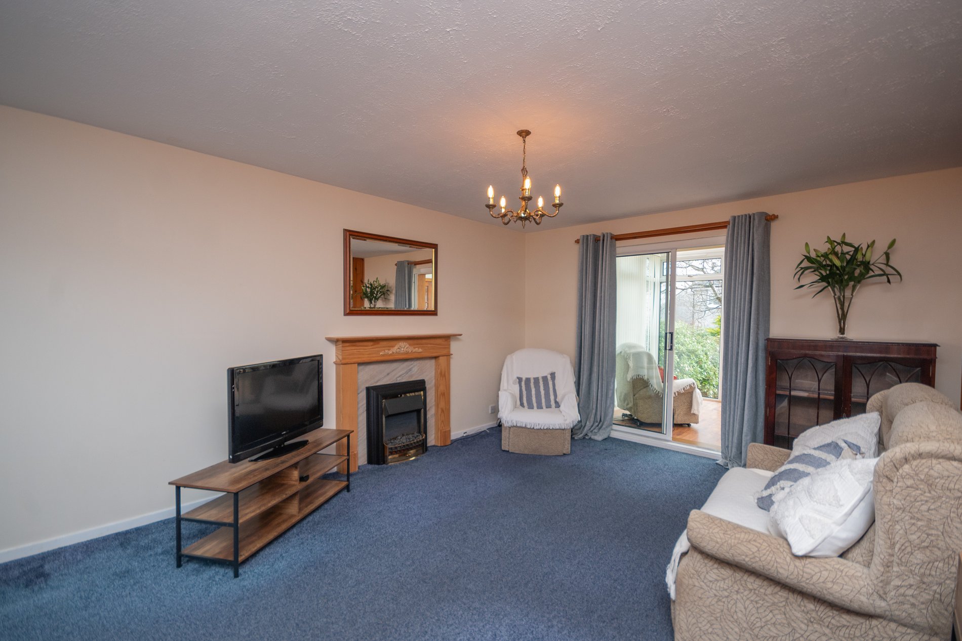 3 bed link detached house for sale in Braemar Avenue, Dunblane  - Property Image 2