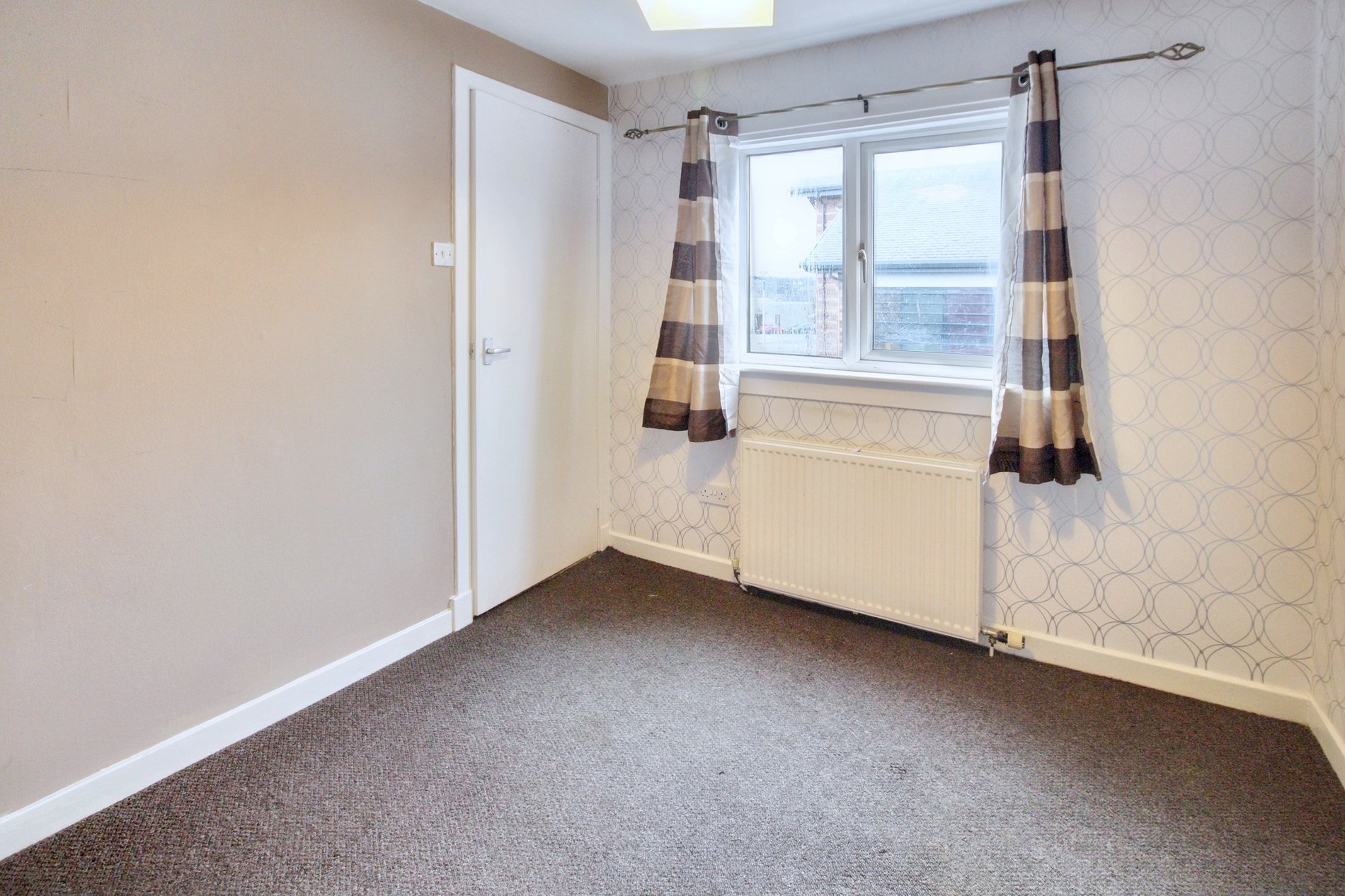 2 bed flat for sale in Stirling Street, Denny  - Property Image 6