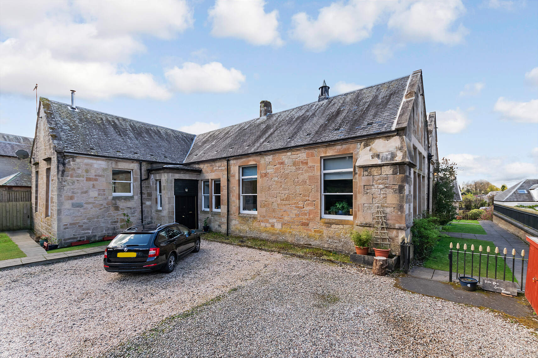 4 bed semi-detached house for sale in Braeport, Dunblane  - Property Image 4