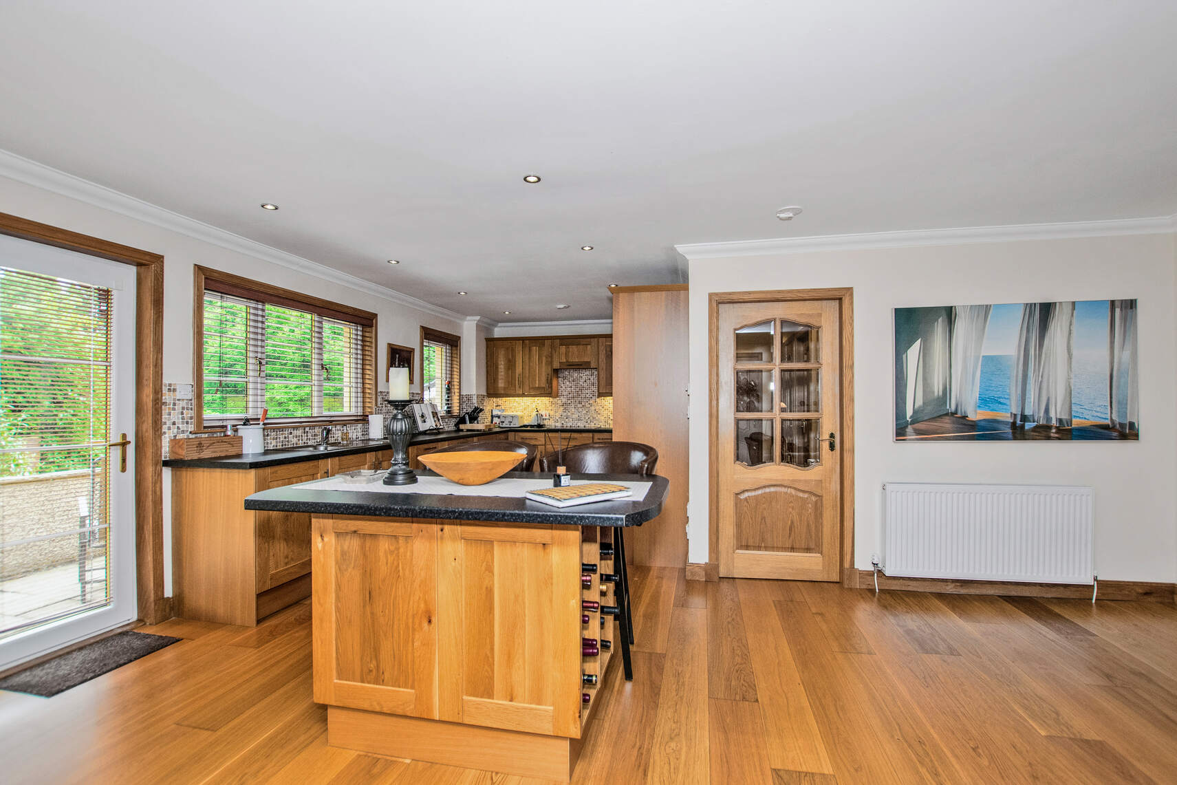 4 bed bungalow for sale in Tulipan Crescent, Callander  - Property Image 8