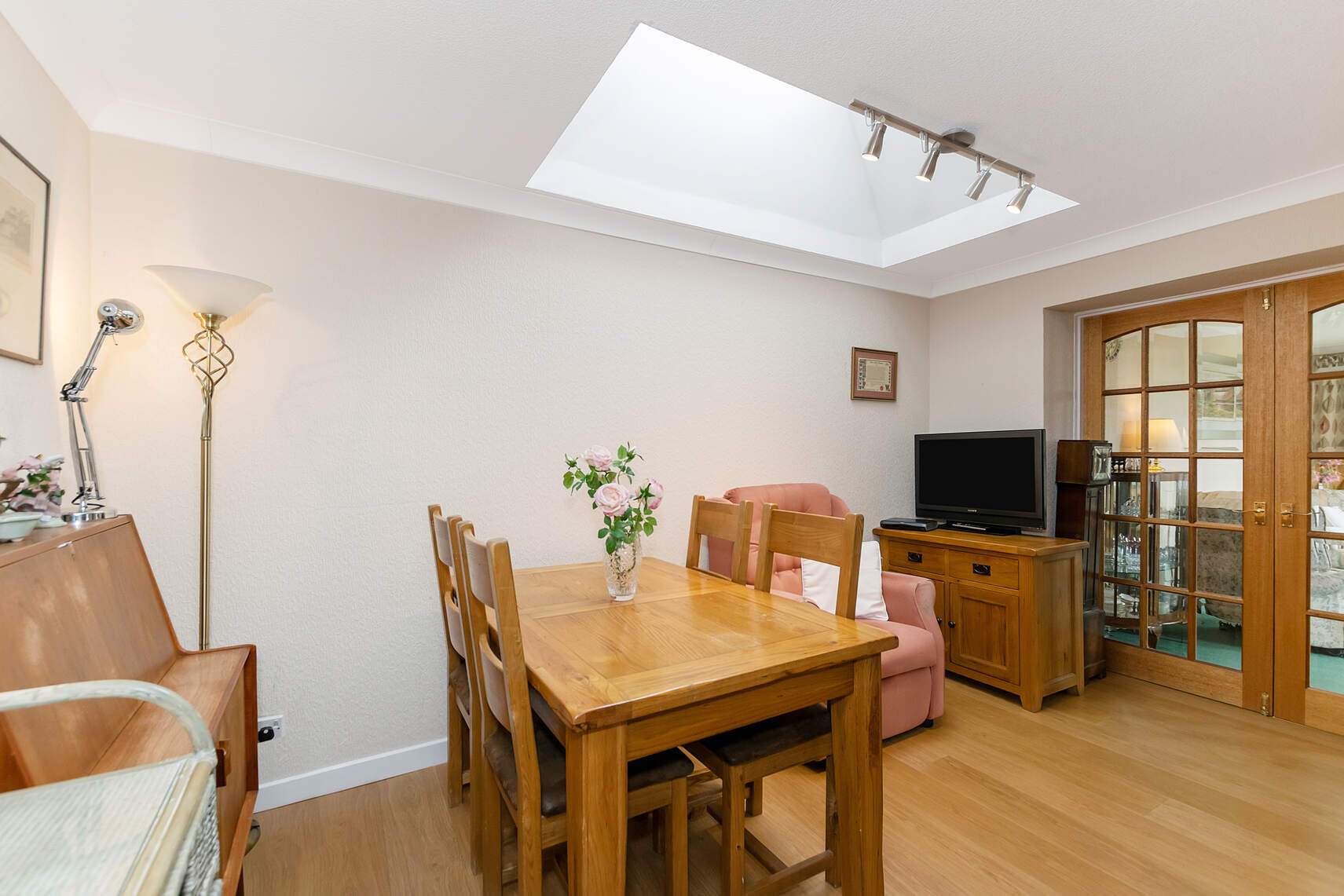 2 bed bungalow for sale in Anchorscross, Dunblane  - Property Image 12