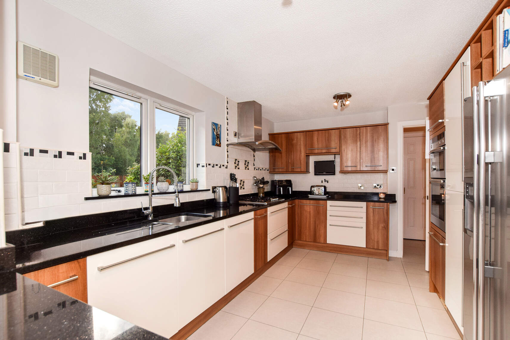 4 bed detached house for sale in Menteith View, Dunblane  - Property Image 3