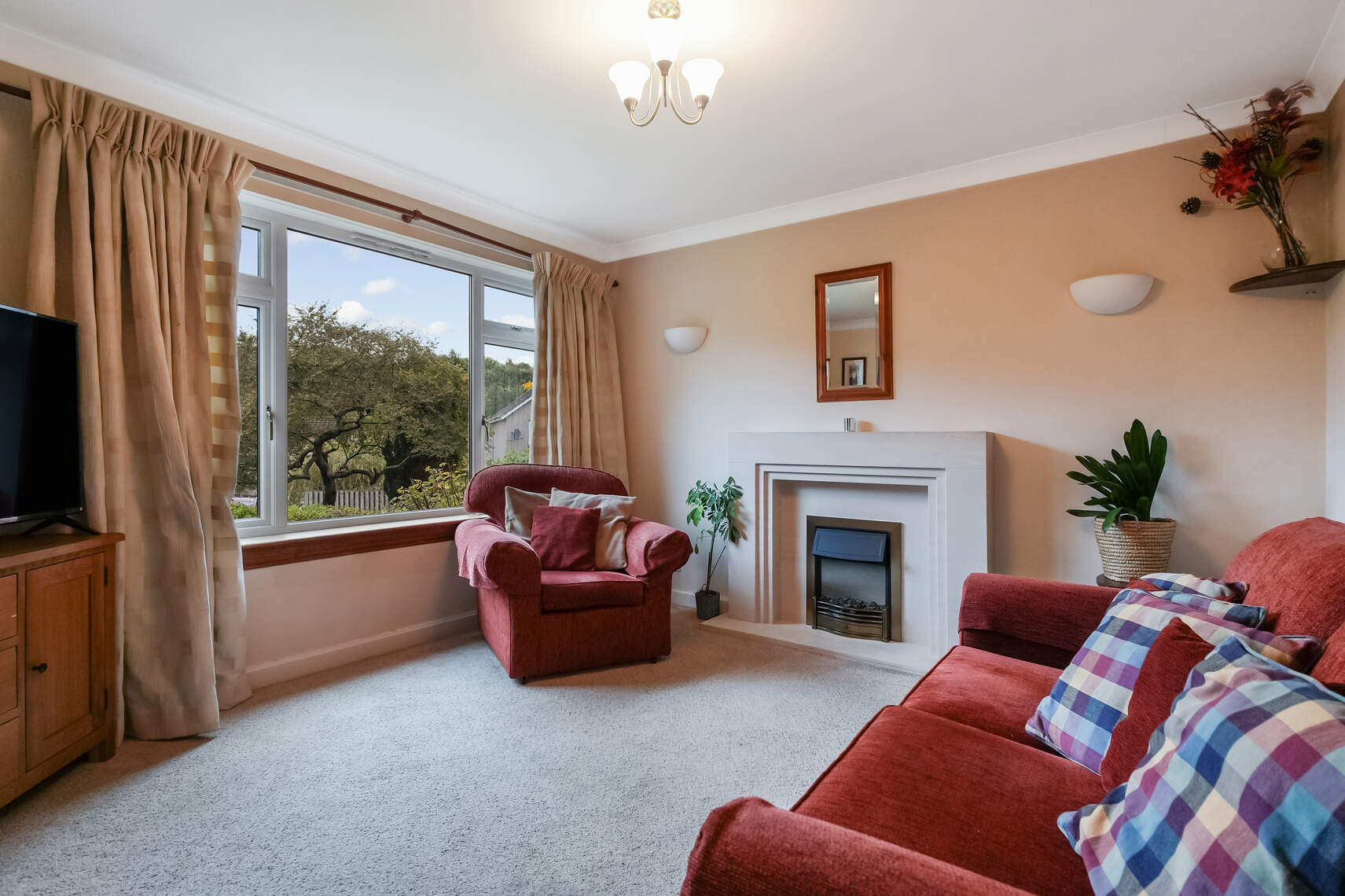 3 bed detached house for sale in Strathmore Avenue, Dunblane  - Property Image 2