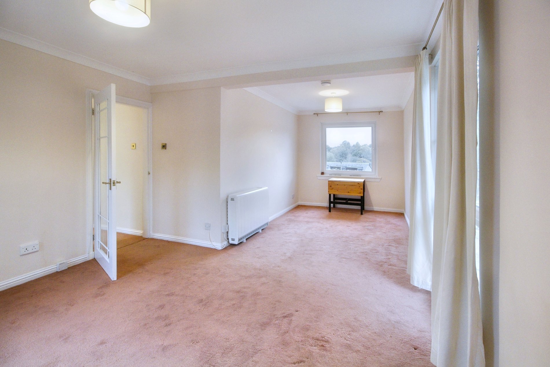 3 bed flat for sale in Buccleuch Court, Dunblane  - Property Image 4