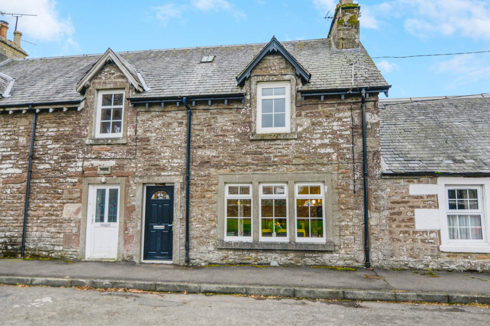 3 bed terraced house for sale in Church Street, Dunblane  - Property Image 1