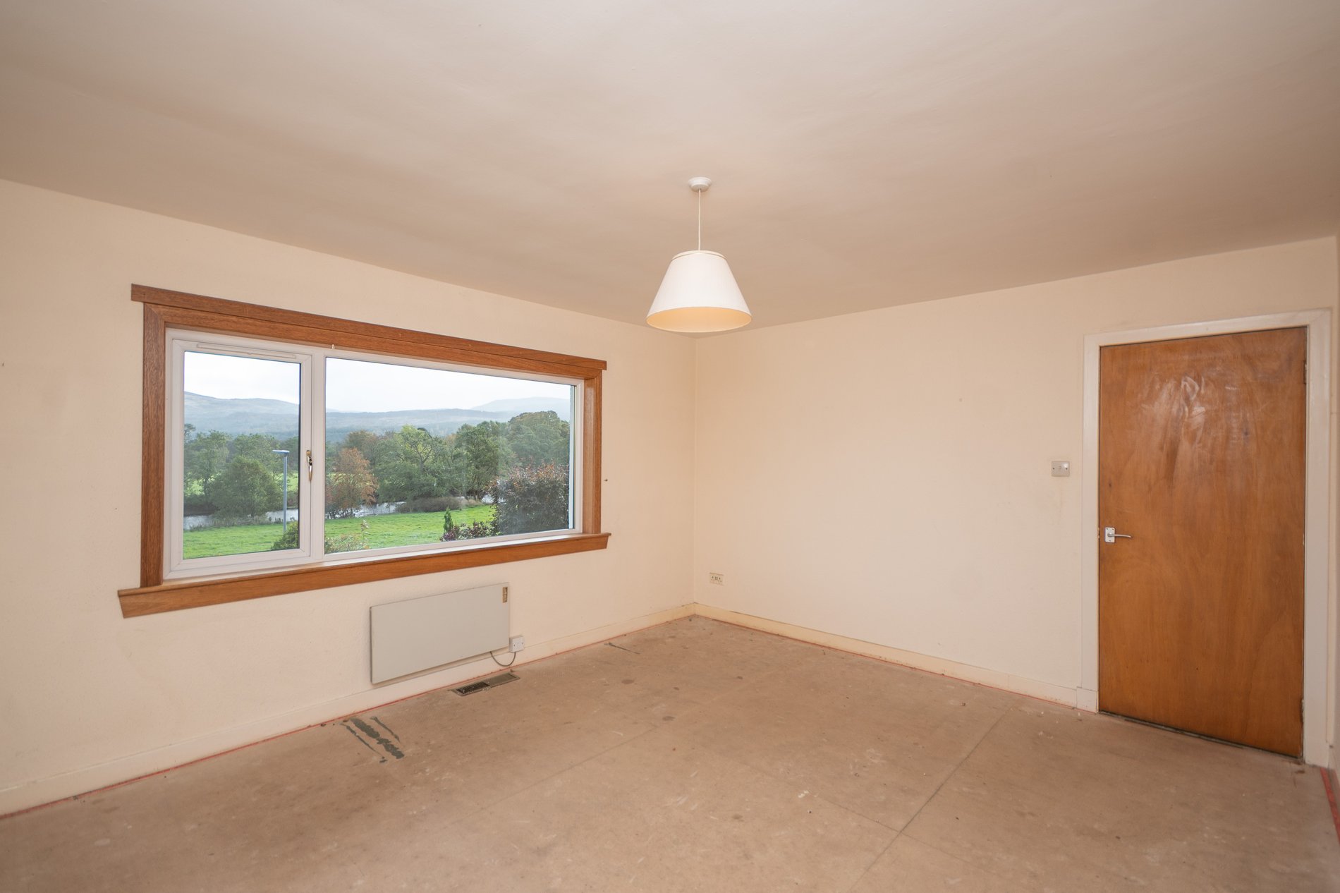 2 bed bungalow for sale in The Glebe, Killin  - Property Image 11