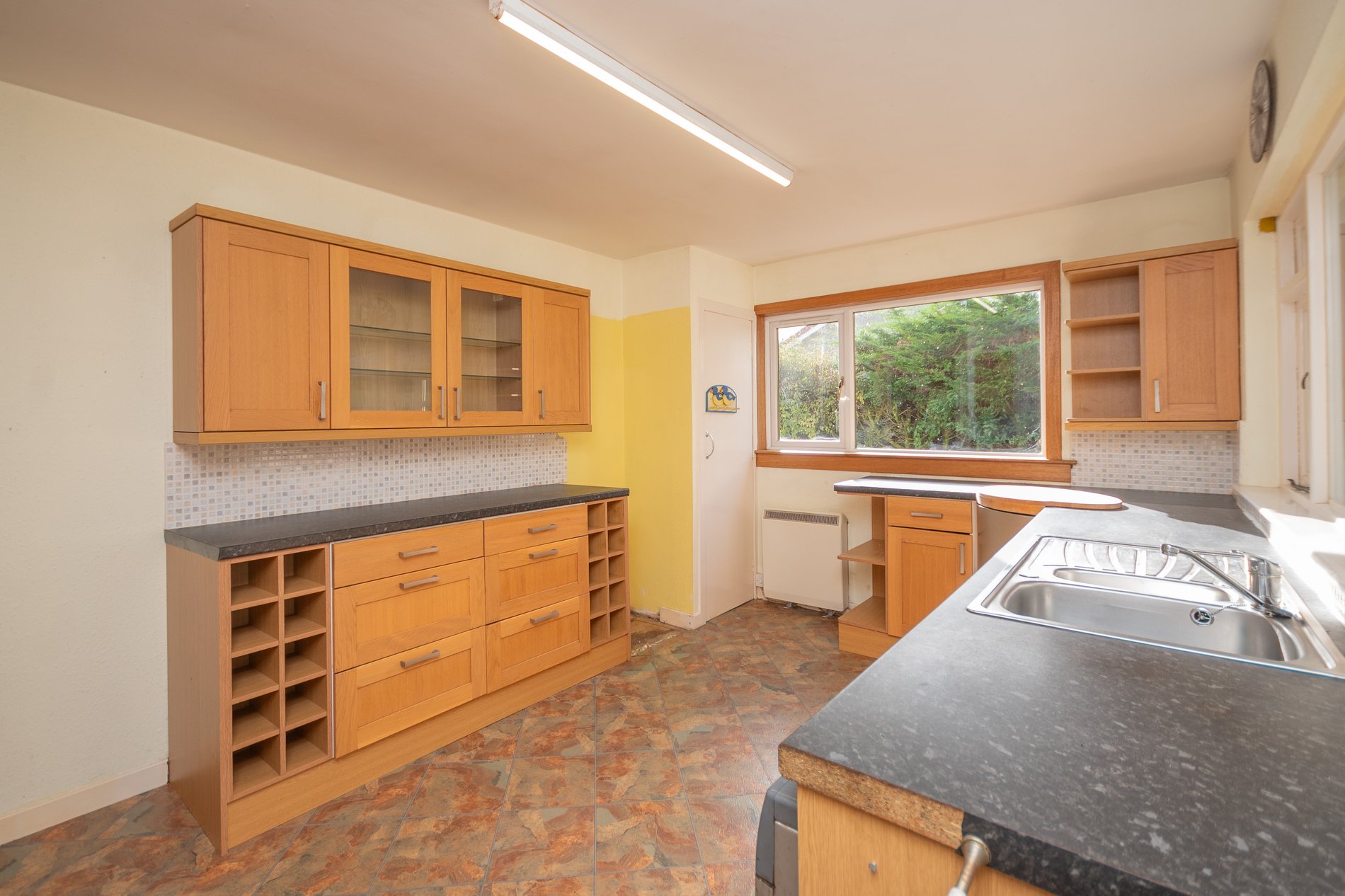 2 bed bungalow for sale in The Glebe, Killin  - Property Image 7