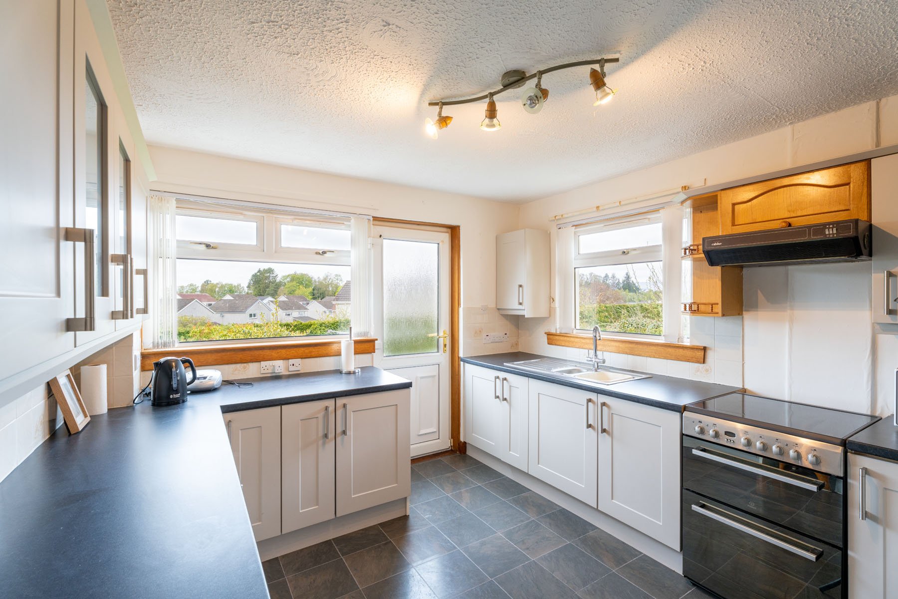 5 bed detached house for sale in Dykedale, Dunblane  - Property Image 4