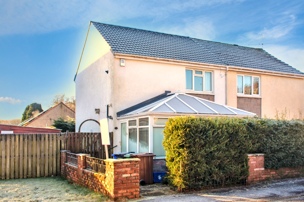 2 bed semi-detached house for sale in Willoughby Place, Callander  - Property Image 1