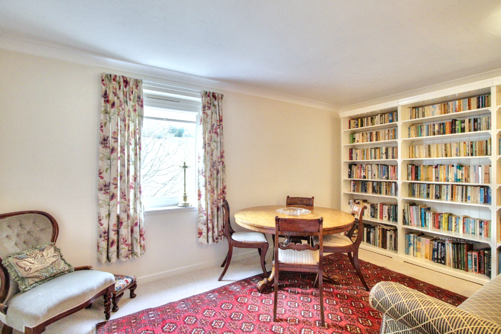 2 bed flat for sale in Stirling Road, Dunblane  - Property Image 8