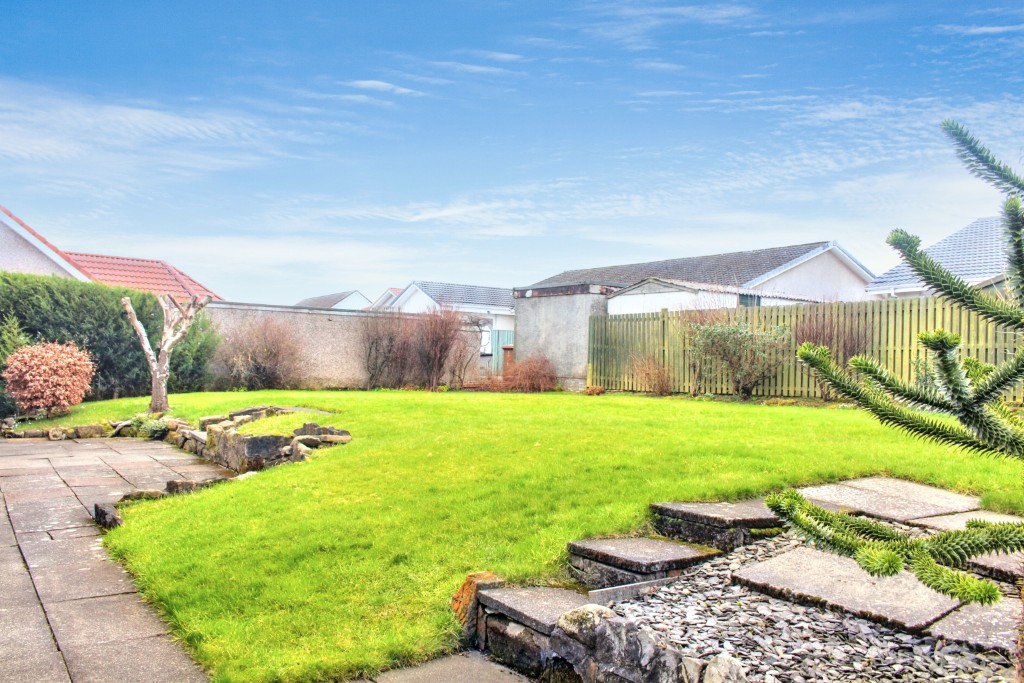 3 bed bungalow for sale in Wardlaw Street, Tillicoultry  - Property Image 5