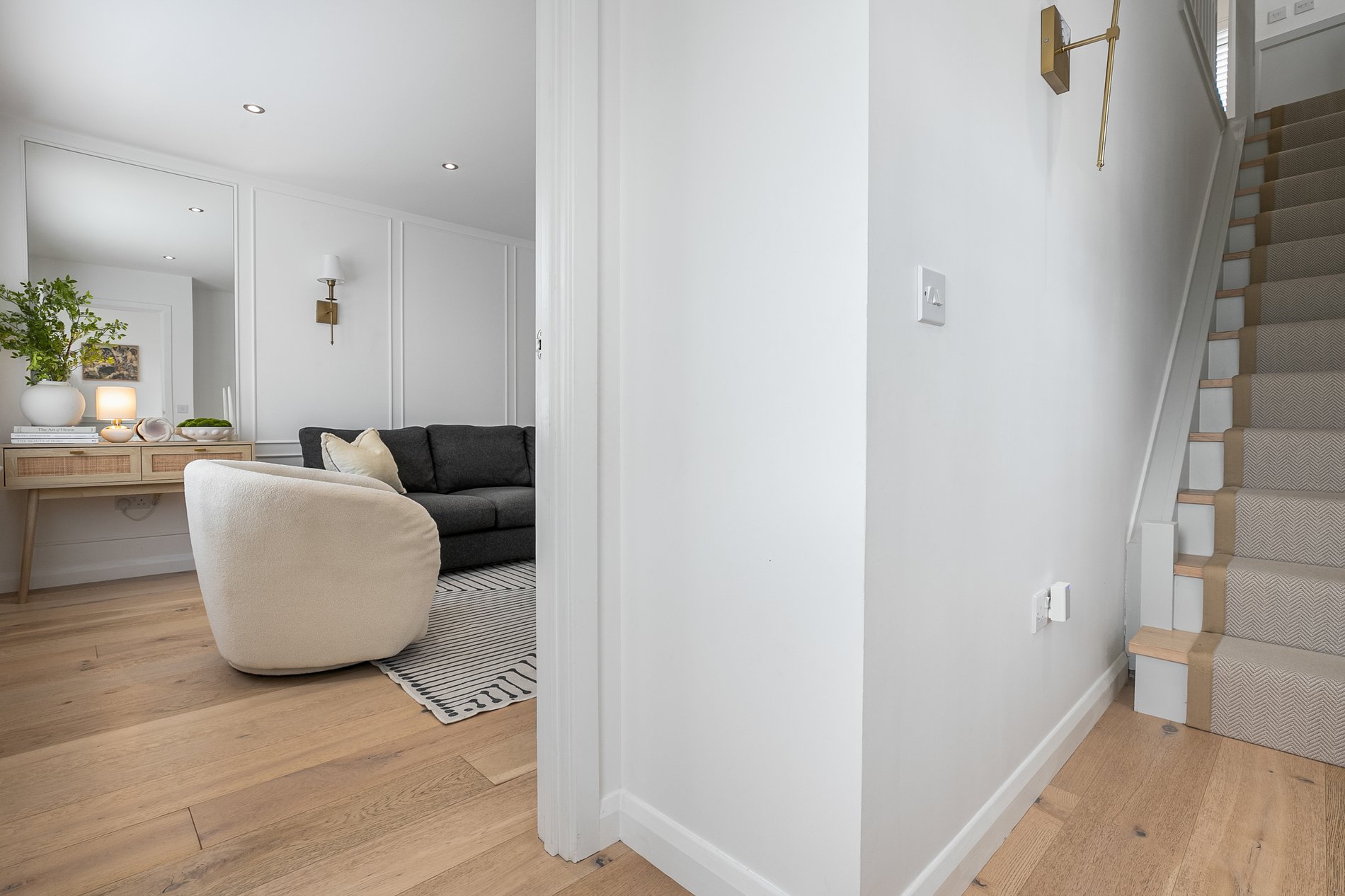 3 bed end of terrace house for sale in Young Road, Stirling  - Property Image 4