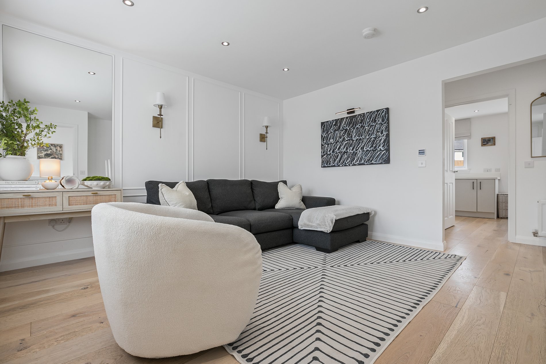 3 bed end of terrace house for sale in Young Road, Stirling  - Property Image 3