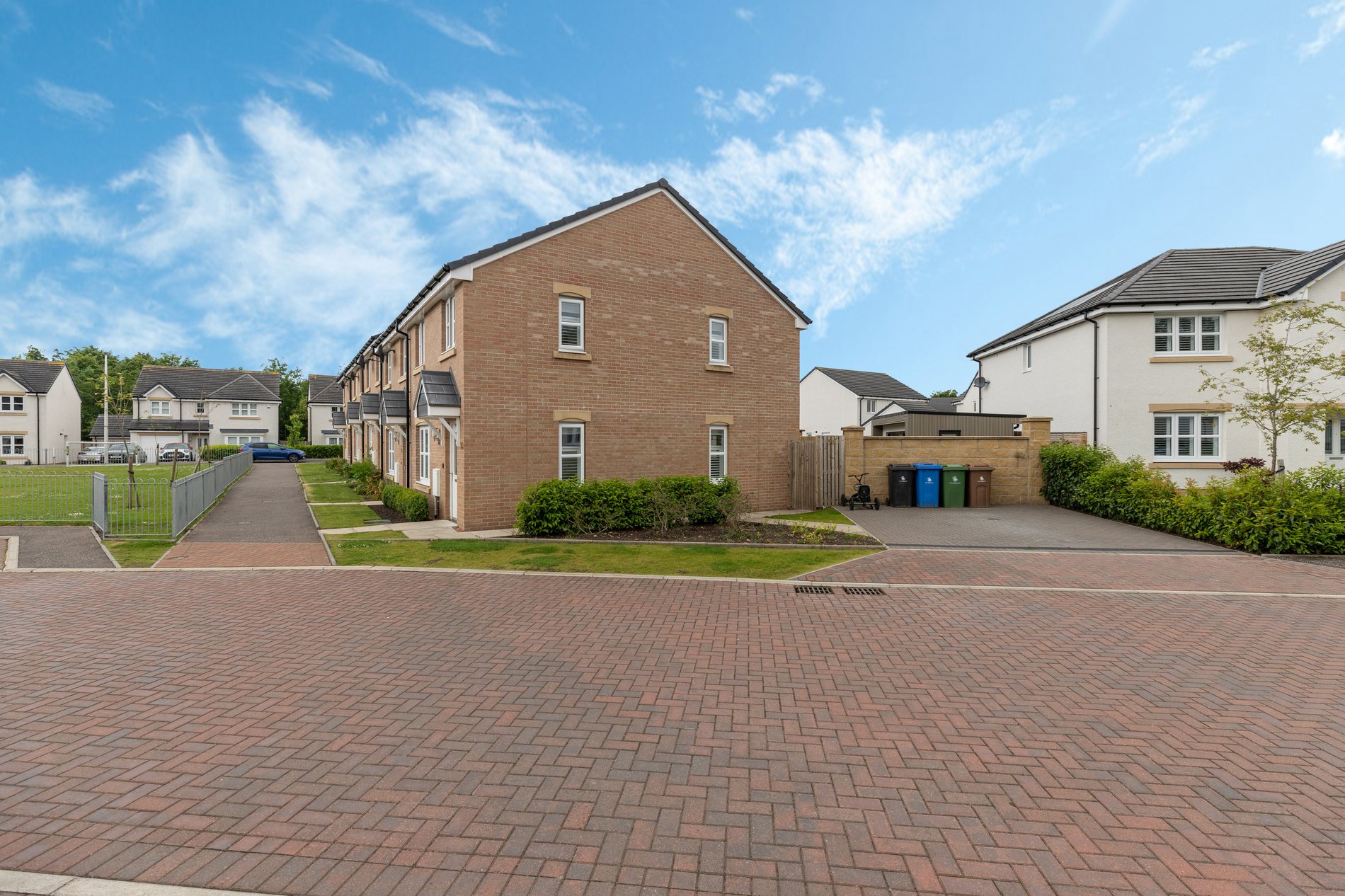 3 bed end of terrace house for sale in Young Road, Stirling  - Property Image 24