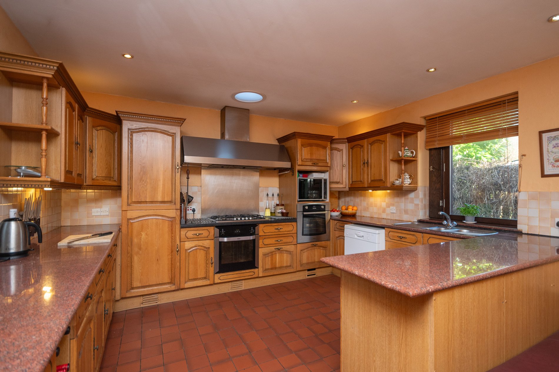 4 bed character property for sale, Lochearnhead  - Property Image 7