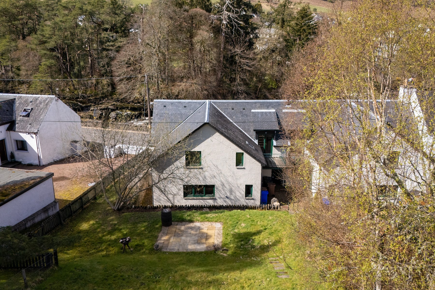 4 bed end of terrace house for sale in Gray Street, Killin  - Property Image 3