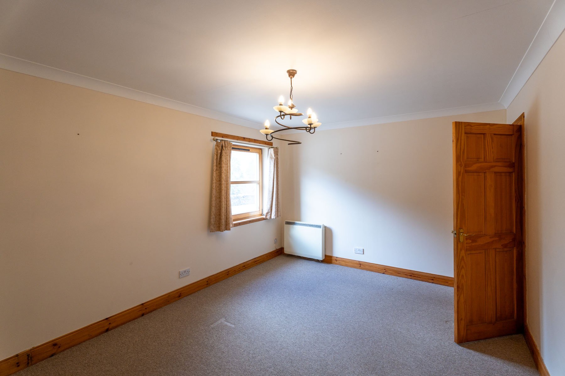 4 bed end of terrace house for sale in Gray Street, Killin  - Property Image 19