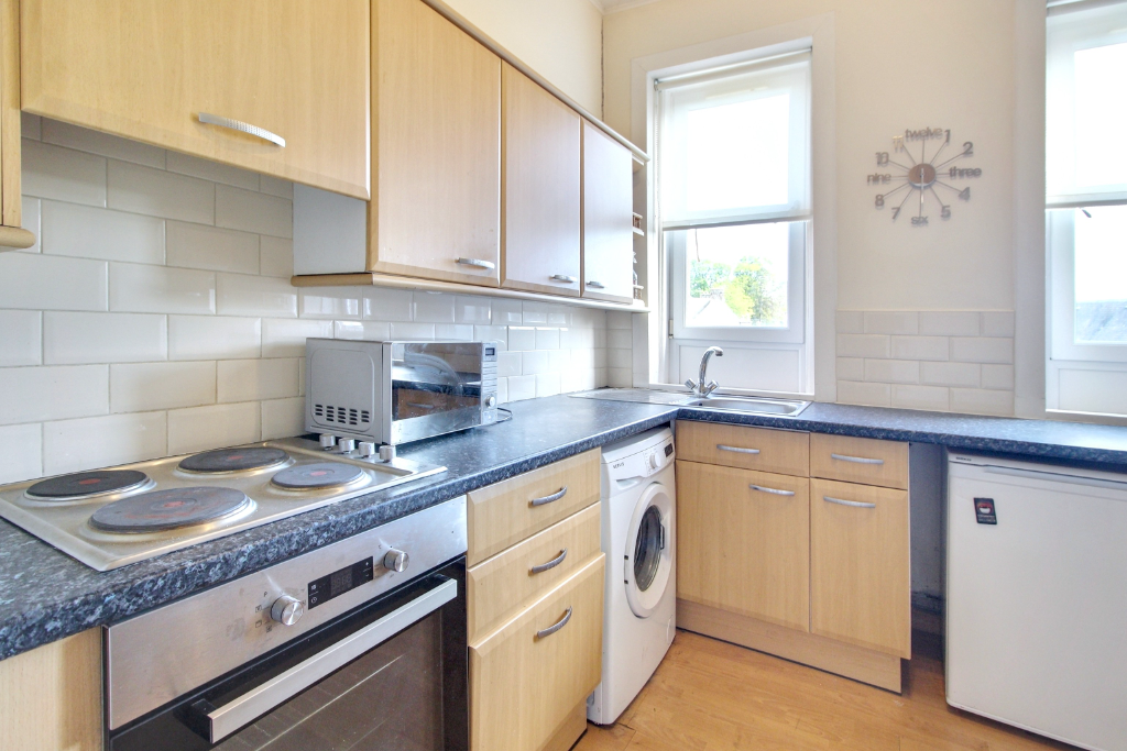 2 bed flat for sale in King Street, Doune  - Property Image 3