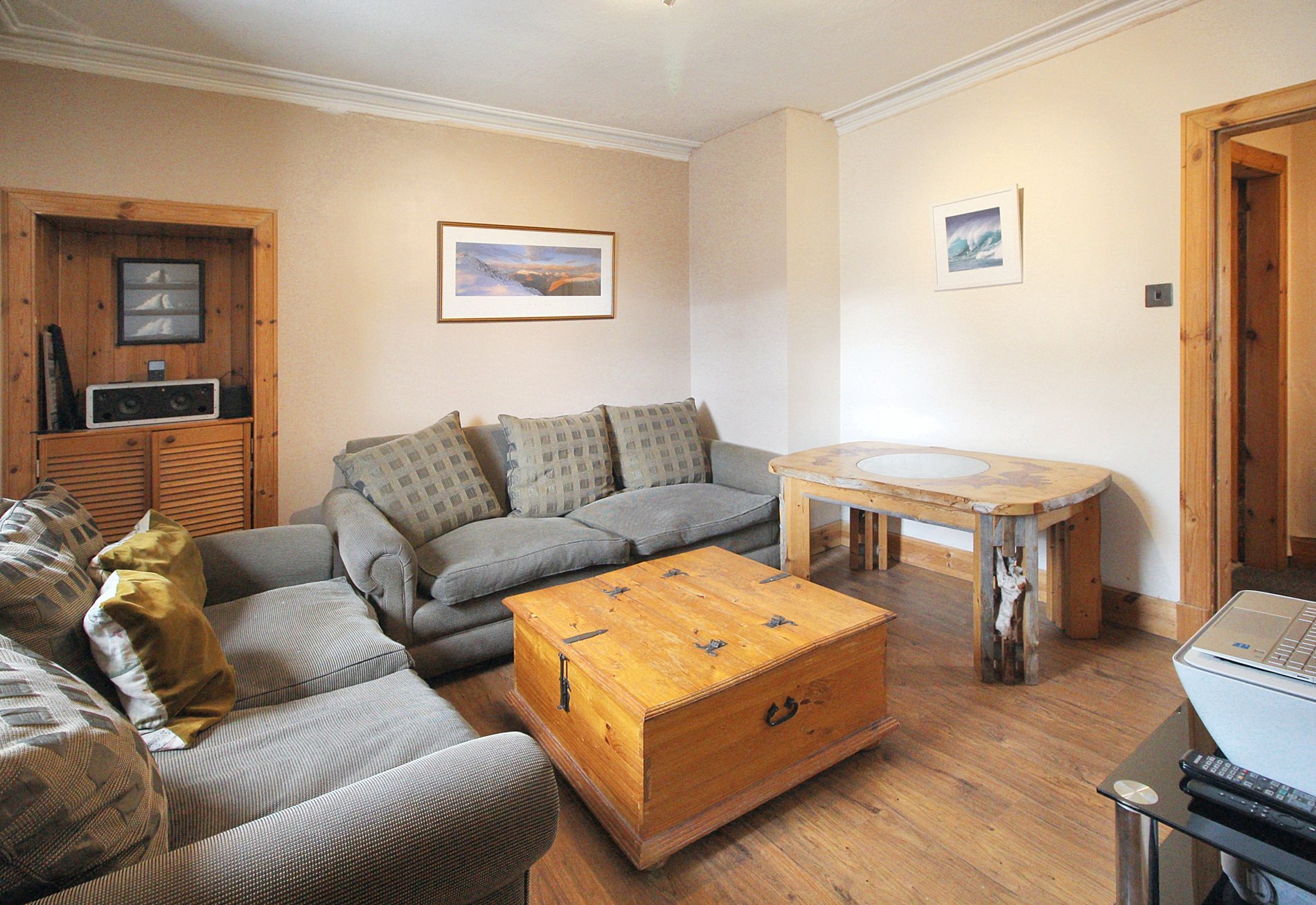 2 bed flat for sale in The Cross, Doune  - Property Image 3