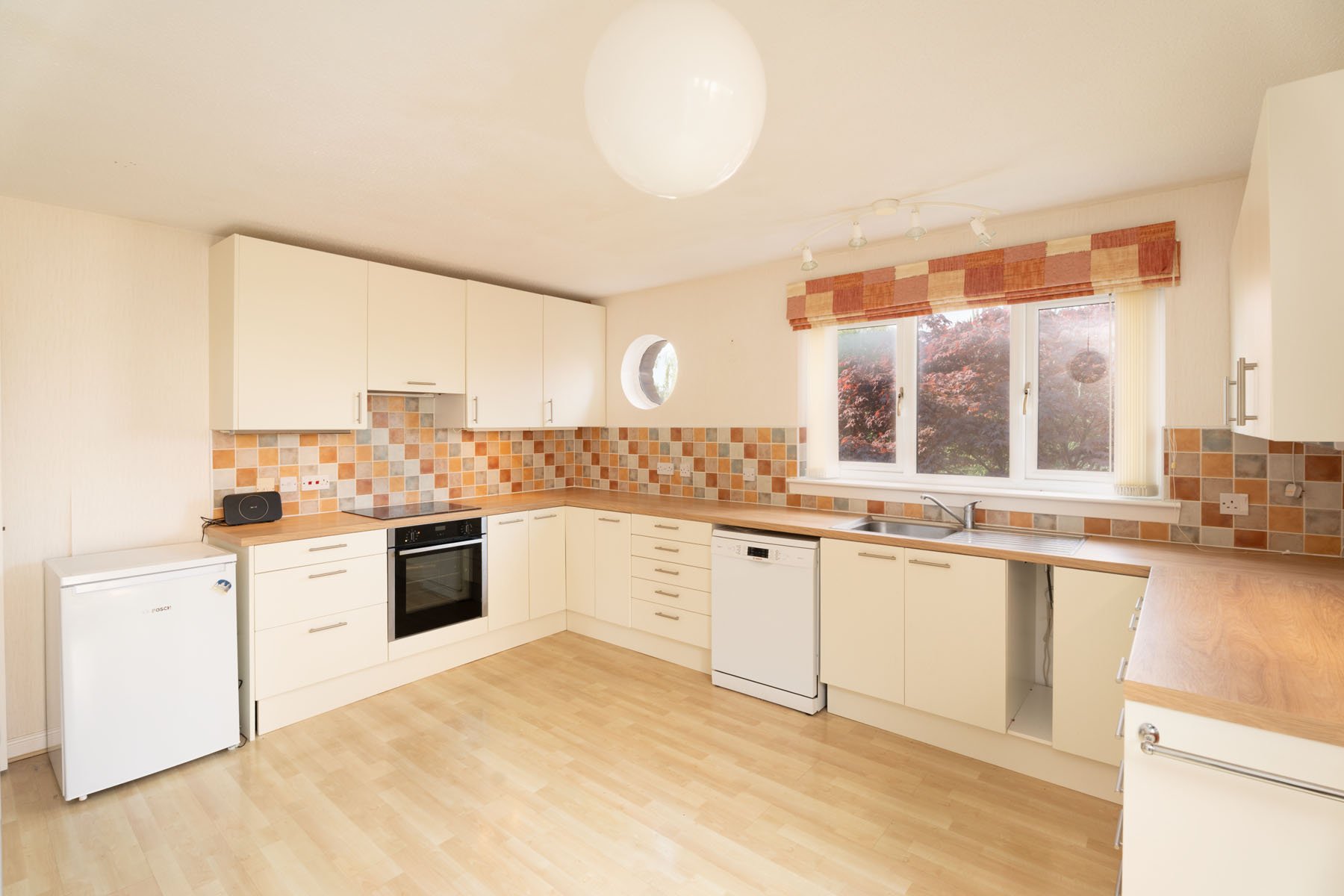 4 bed detached house for sale in Menteith View, Dunblane  - Property Image 3