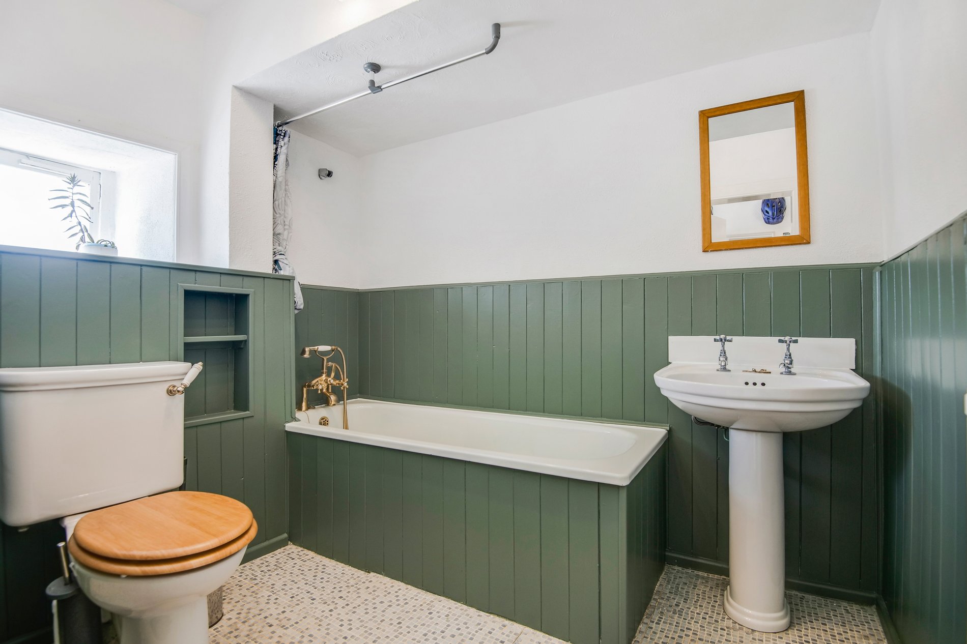 4 bed flat for sale in Henderson Street, Stirling  - Property Image 12
