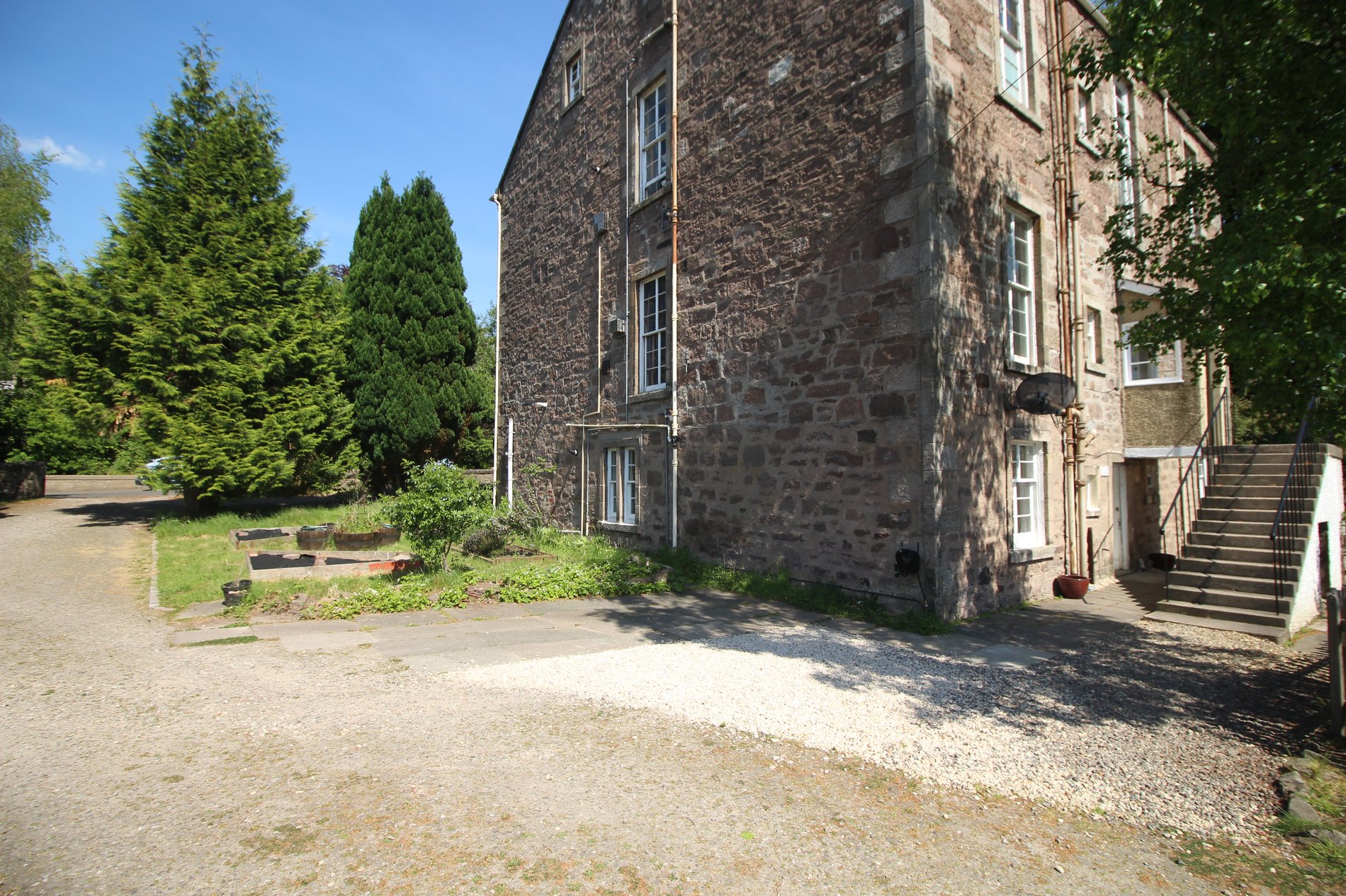 4 bed flat for sale in Henderson Street, Stirling  - Property Image 20