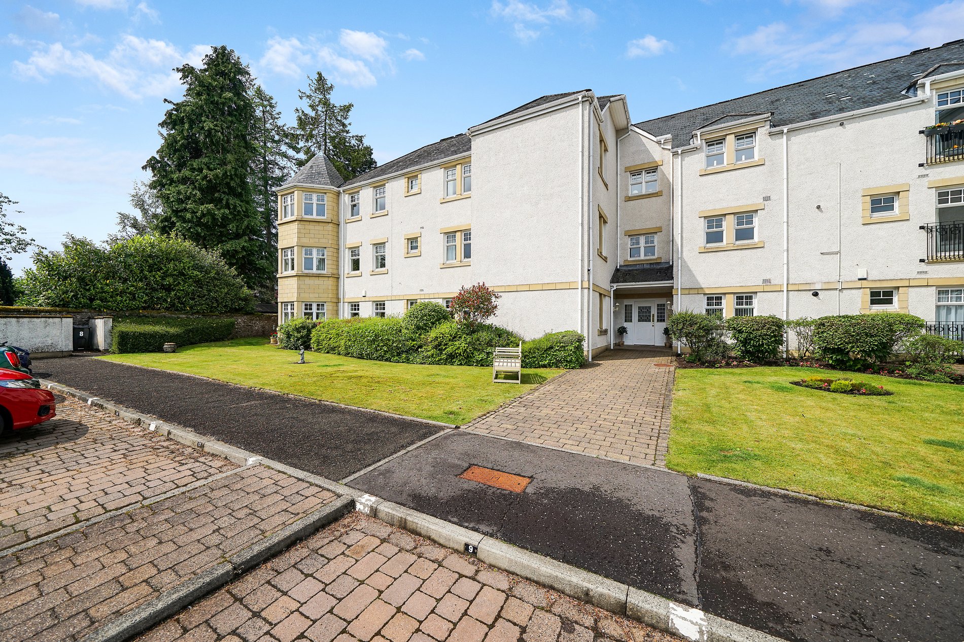 3 bed flat for sale in Ardleighton Court, Dunblane  - Property Image 1