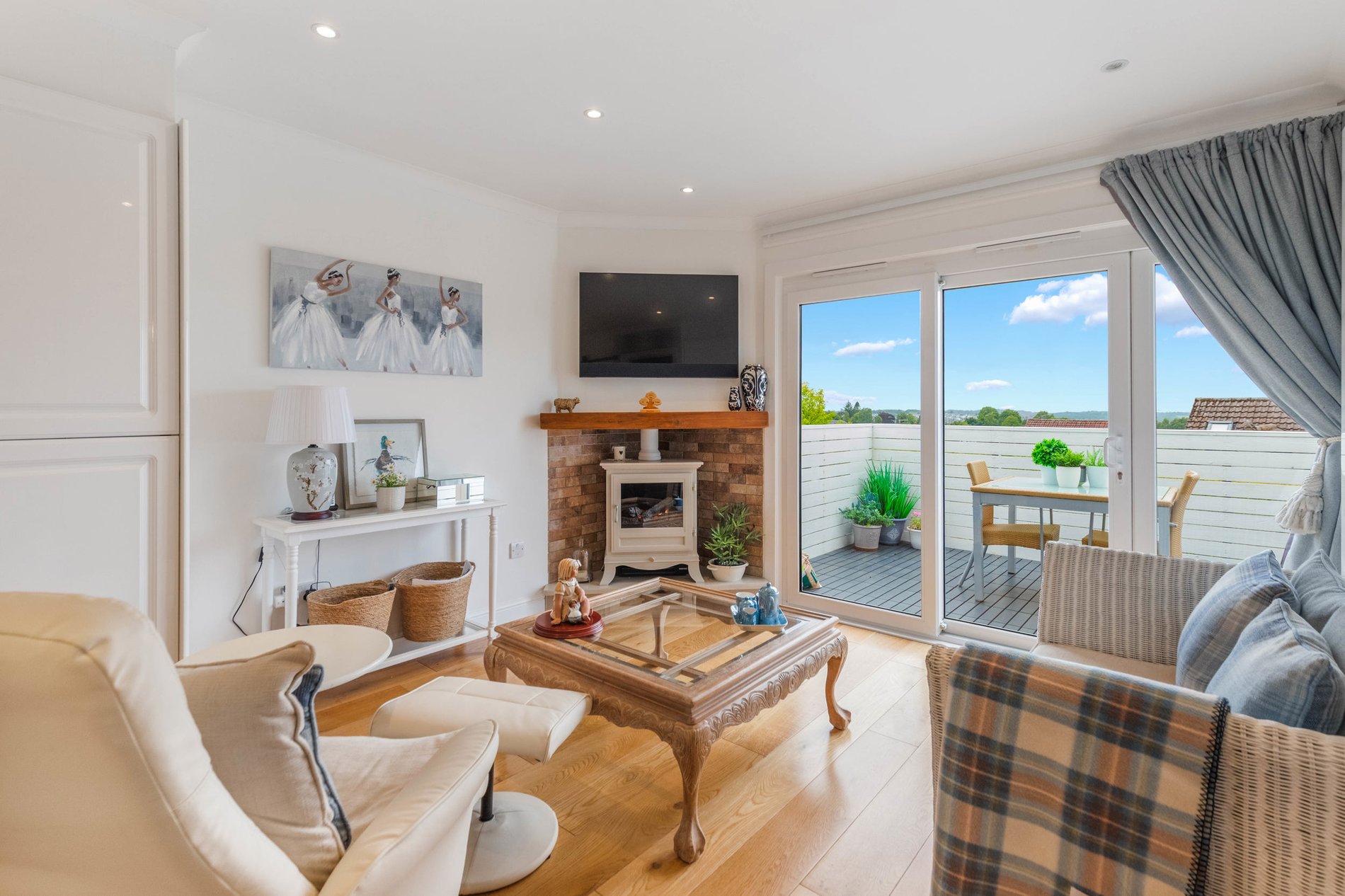 5 bed detached house for sale in Leighton Avenue, Dunblane  - Property Image 8
