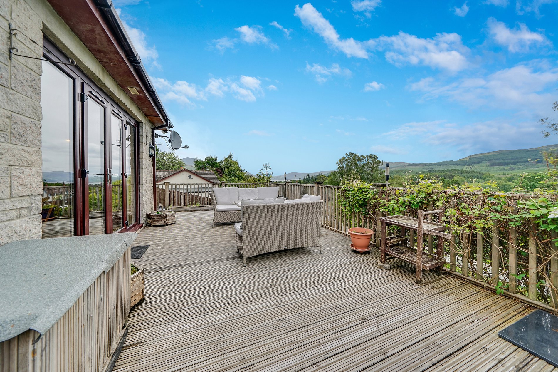 3 bed bungalow for sale in Manse Road, Killin  - Property Image 19