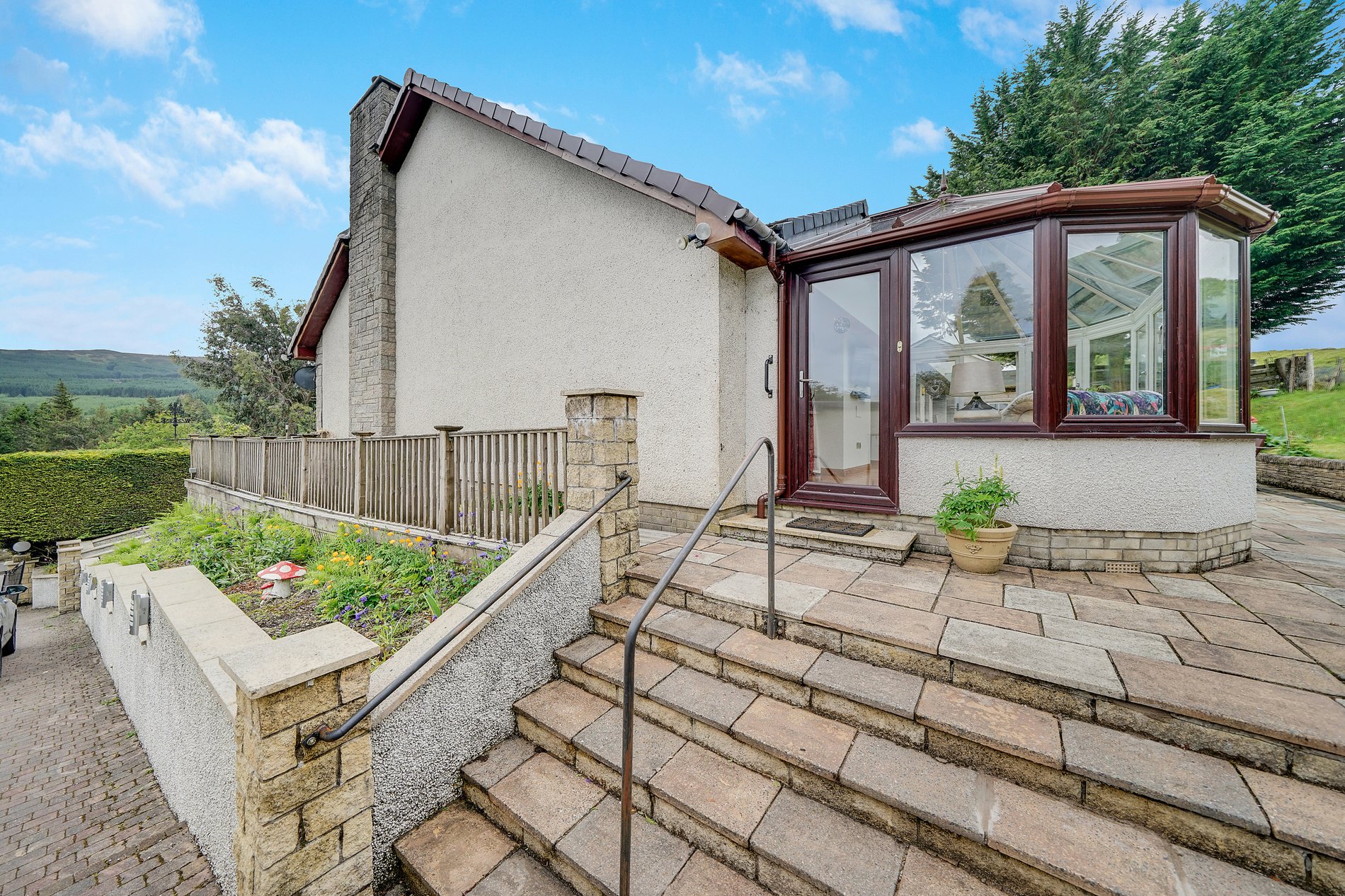 3 bed bungalow for sale in Manse Road, Killin  - Property Image 18