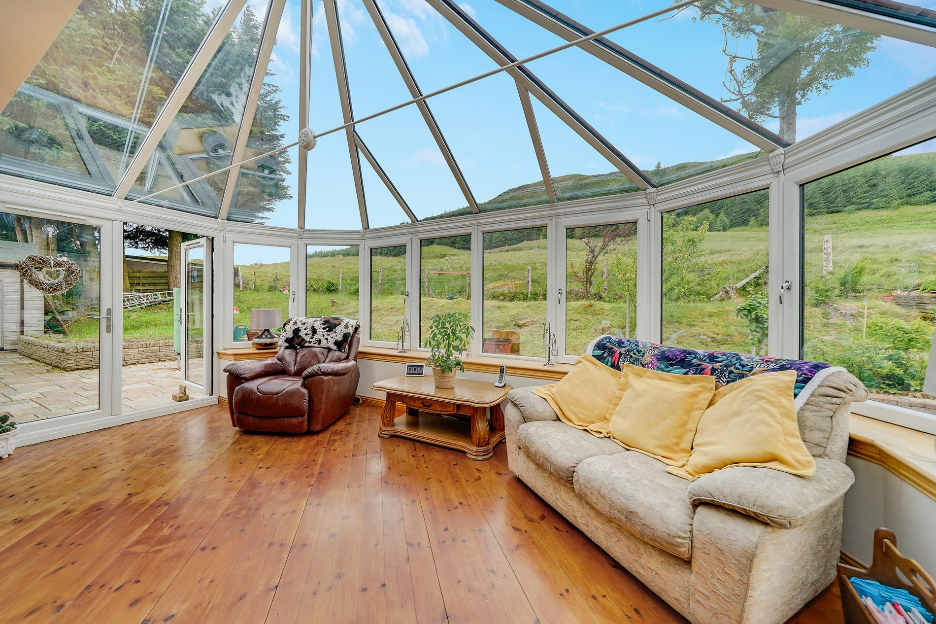 3 bed bungalow for sale in Manse Road, Killin  - Property Image 17