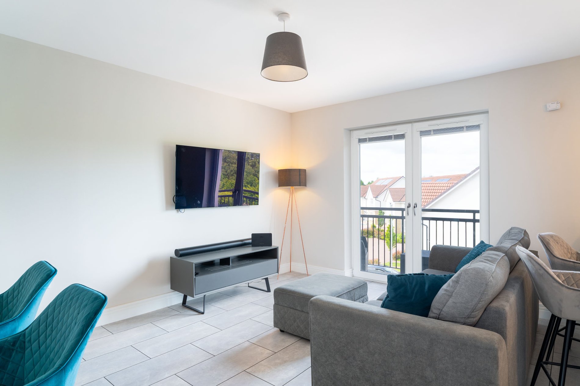2 bed flat for sale in Jardine Avenue, Larbert  - Property Image 4