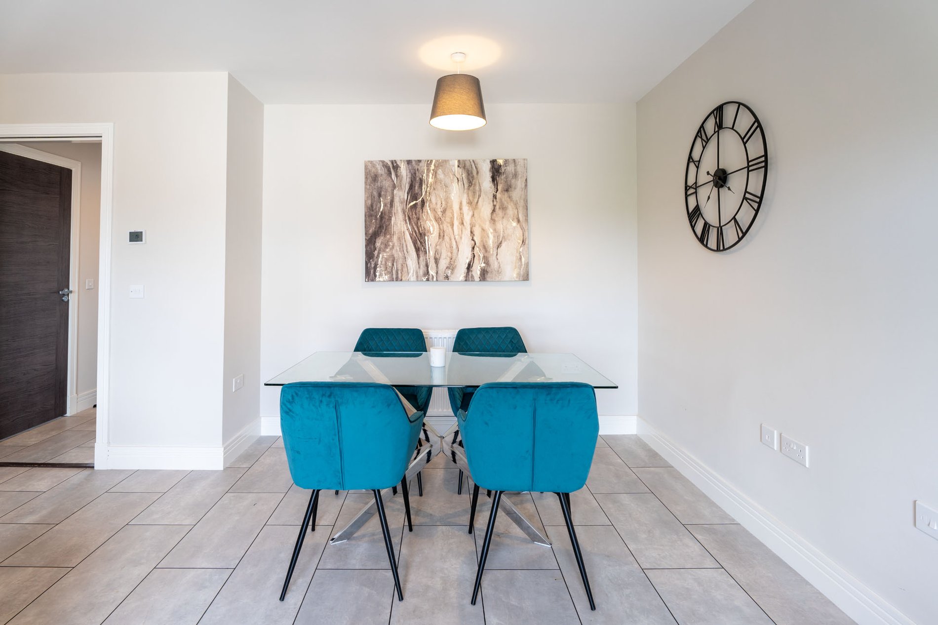 2 bed flat for sale in Jardine Avenue, Larbert  - Property Image 6