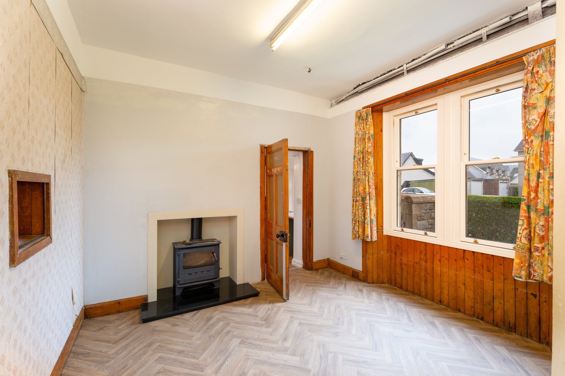 4 bed semi-detached house for sale in Causewayhead Road, Stirling  - Property Image 5